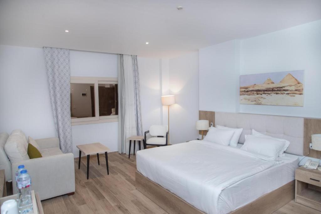 Отель Al Farida Boutique Pyramids Kafrat al Jabal Экстерьер фото